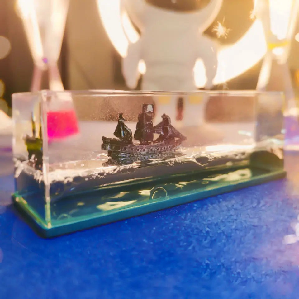 Botella Decorativa Flotante Crucero - Edicion Especial 2026